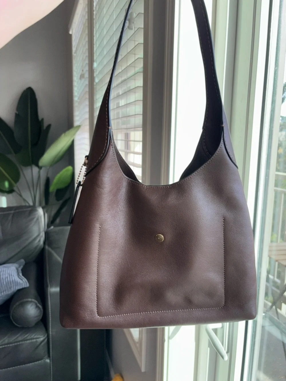 COACH Brooklyn Shoulder Bag 28 in maple brown leather - Picture 2 of 5